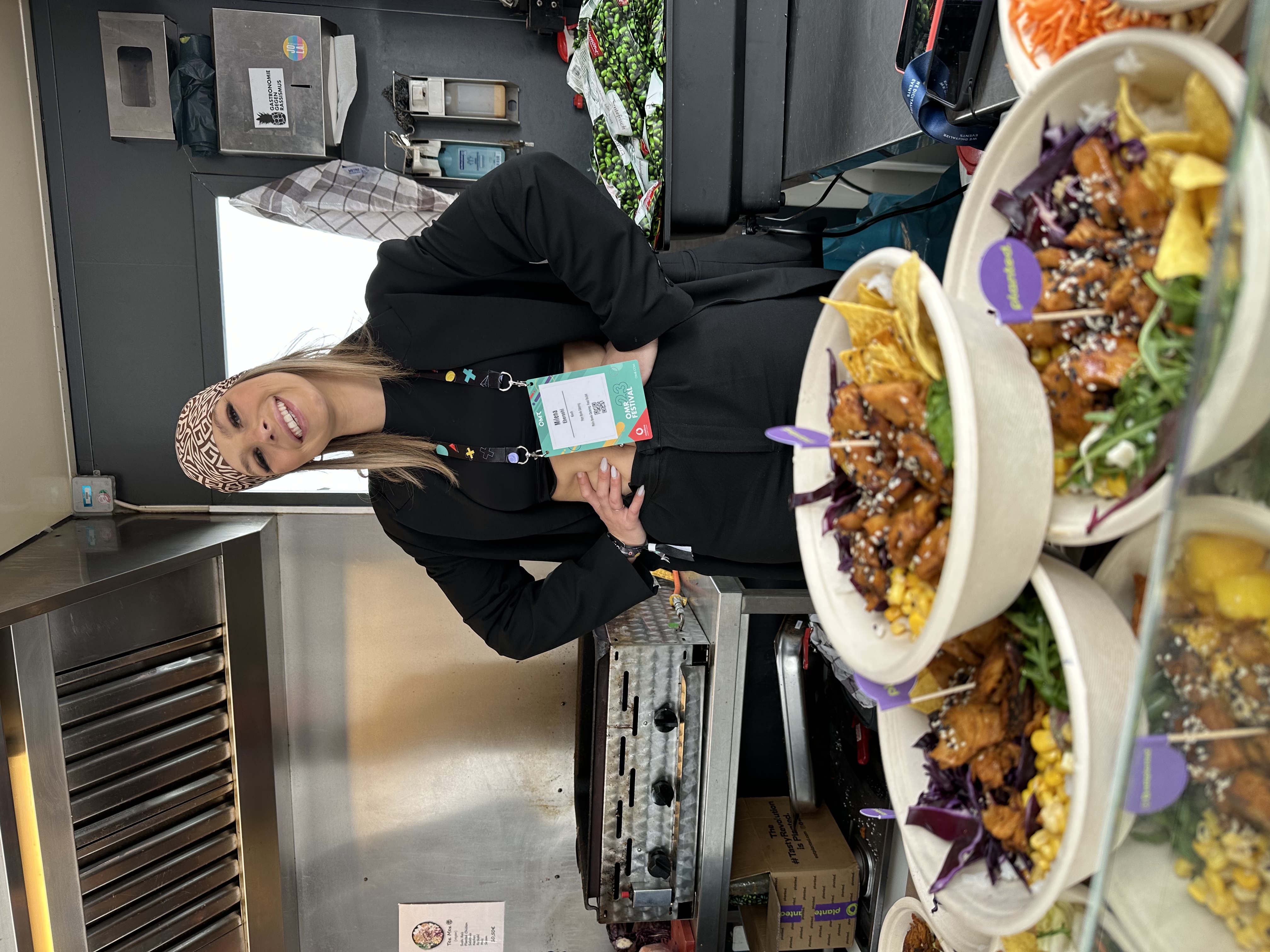 Foodtruck Catering mit veganen Poke Bowls auf dem OMR Festival in Hamburg